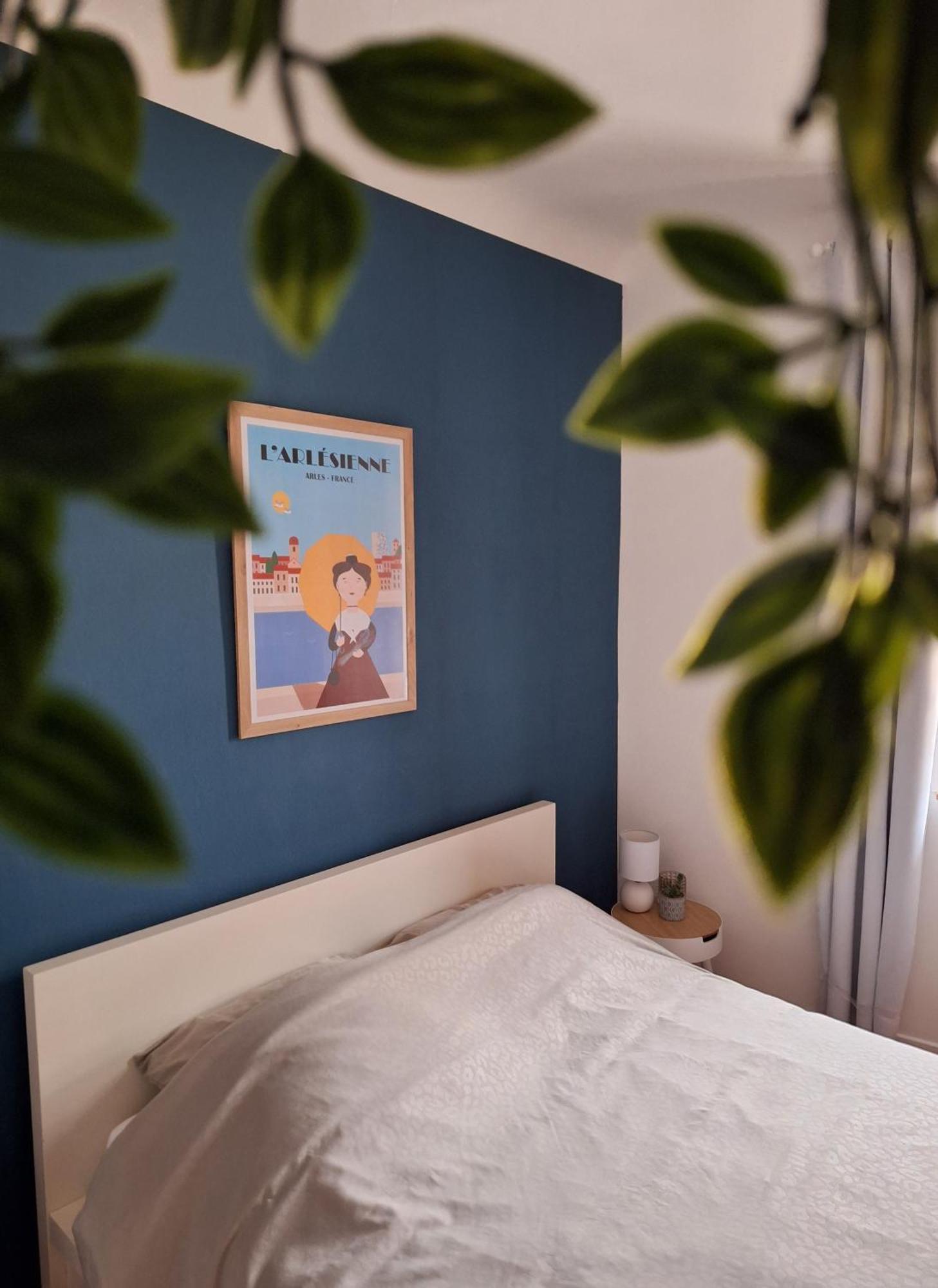 La Garriguette Centre Historique Calme Climatise 6 Couchages Appartement *
