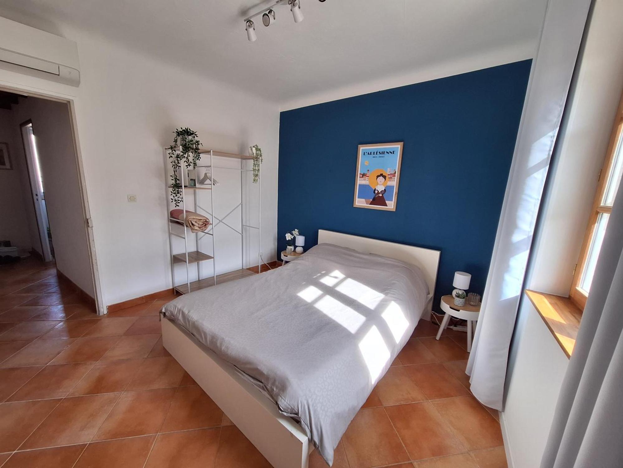 Apartment La Garriguette Centre Historique Calme Climatise 6 A 8 Couchages Arles
